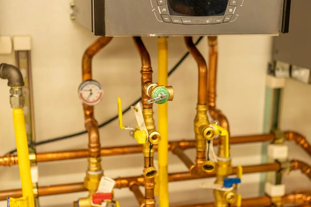 Licensed technician providing Pipe Repair for a homeowner in Pulaski